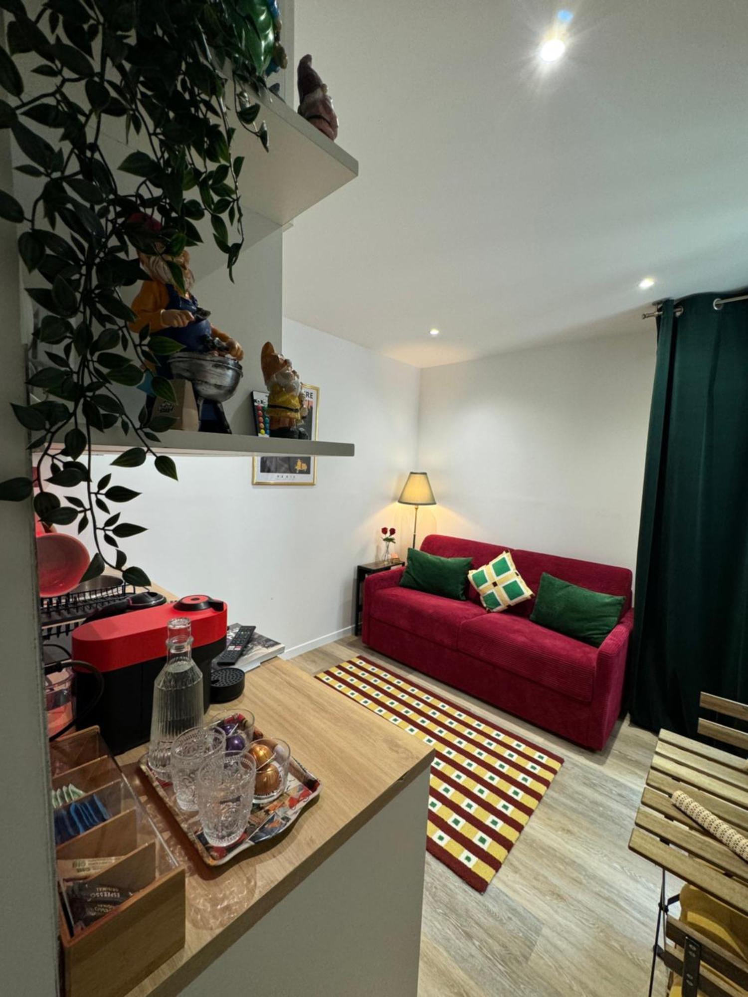 Amelie Poulain Studio In Heart Of Montmartre Paris Bagian luar foto
