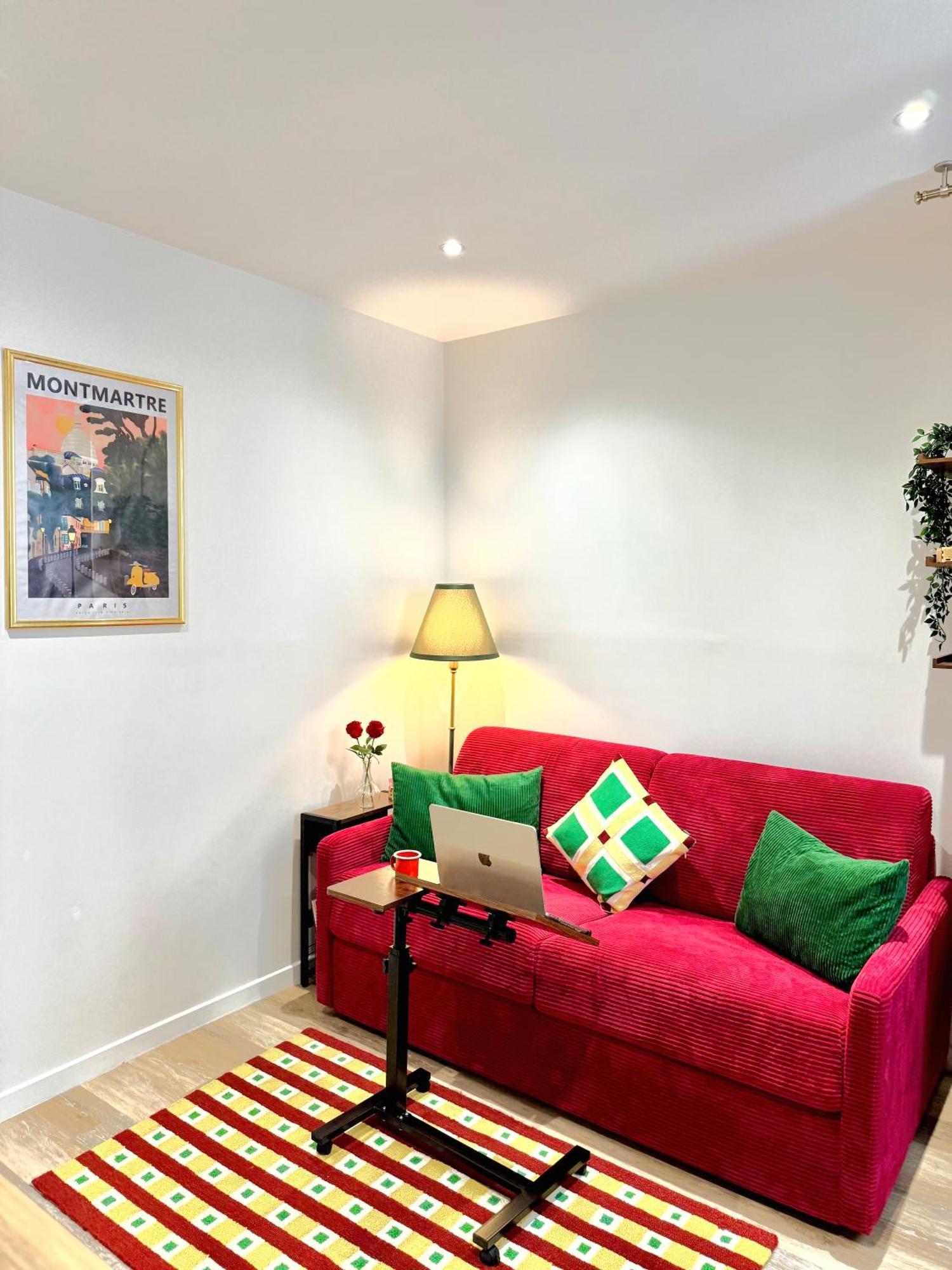 Amelie Poulain Studio In Heart Of Montmartre Paris Bagian luar foto